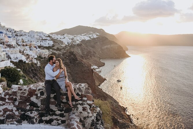 Santorini - Private Photoshoot with a Top Local Photographer - When to book, and how to prep for a smooth shoot