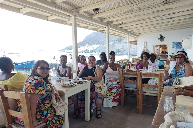 Santorini Private Roundtrip Transfer from/to Airport,Port & Hotel - Timing the transfer: what the 20 to 45 minutes really means