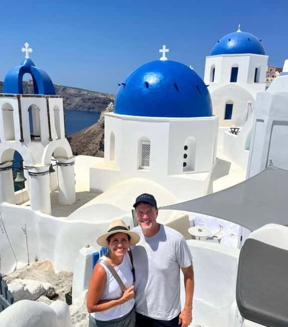 Santorini: Private Sightseeing Tour - Red Beach volcanic rock, short stop done right