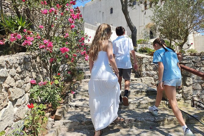 Santorini: Private Sightseeing Tour with Local Guide - Megalochori Traditional Village: Stone Streets and an Ancient Cave Setting