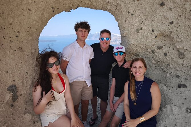 Santorini: Private Sightseeing Tour with Local Guide - Firostefani: Quick Volcano Views and Blue-Domed Churches