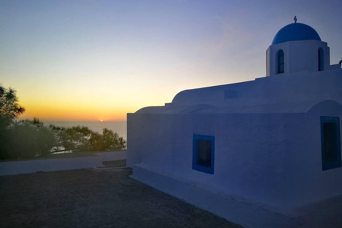 Santorini Private Sunrise Tour - Pyrgos Kallistis, Venetian Streets, and the Breakfast Finish