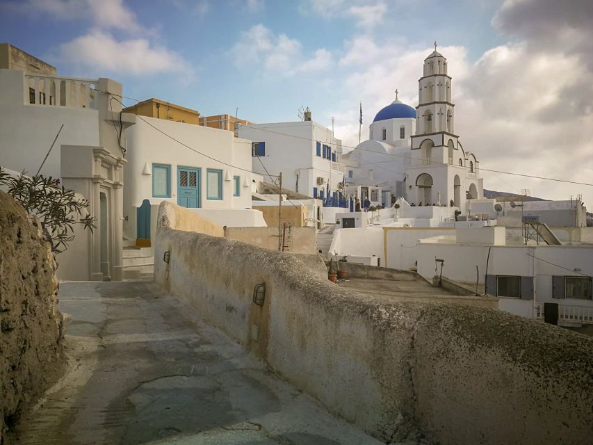 Santorini: Private Sunrise Tour with Breakfast and Oia Visit - Guides, Private Timing, and Why People Keep Mentioning the Same Names