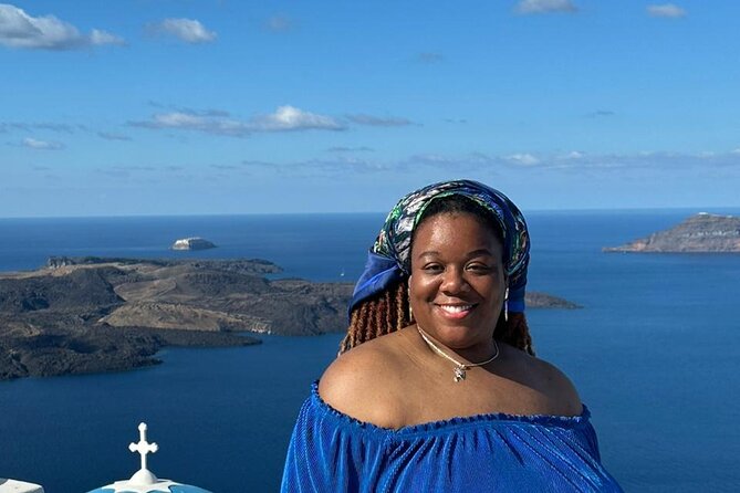 Santorini Private Tailor Made Island Tour with Wine Tasting - Oia for 1 hour: views, winding streets, and smart camera timing