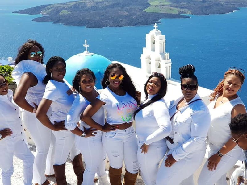 Santorini:Private Top Highlights & Hidden Gems Tour - Picking Up Fast, Then Dropping You Back Conveniently