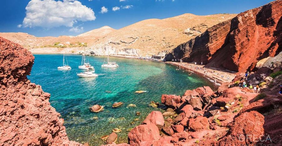 Santorini Private Tour - Beaches - villages & Cldera Views - Red Beach and its volcanic cliffs: short visit, big visual payoff