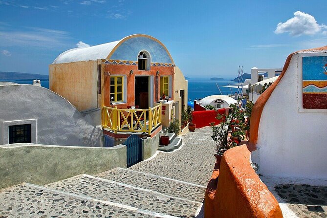 Santorini Private Tour - Colors of Santorini - Oia Village and the Castle Area: Classic Lanes, Real Photo Angles