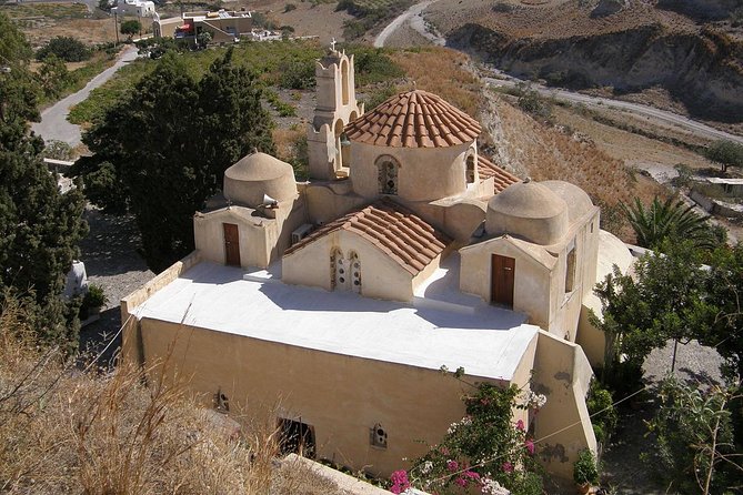 Santorini private tour free choice - Volcano time plus flexible caldera stops: how the day is likely to flow