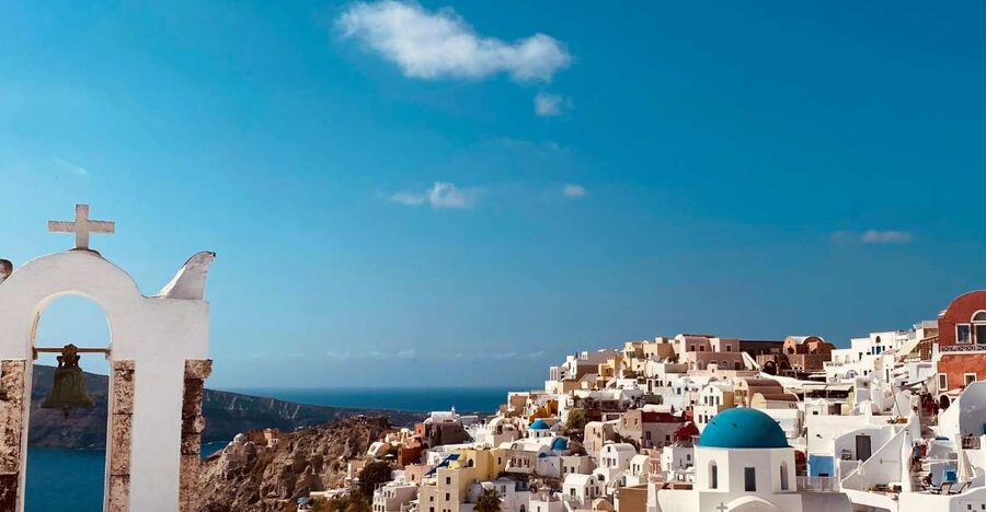 Santorini: Private Tour in the Picturesque Village of Oia - Sunset time on the cliff village, how to prepare