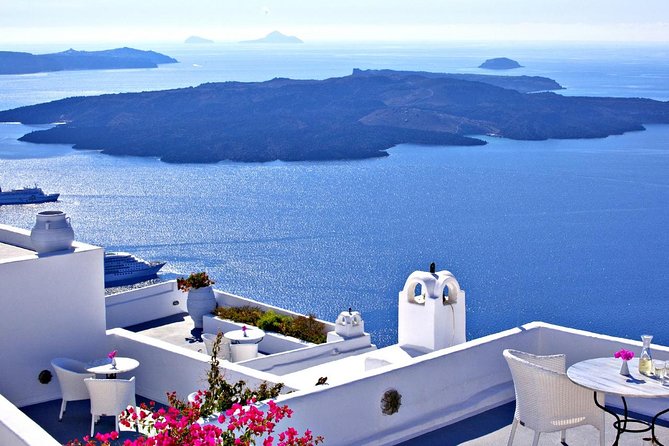 Santorini Private Tour Popular Destinations - Oia’s Main Street in 90 Minutes: Best Views, Real Foot Traffic