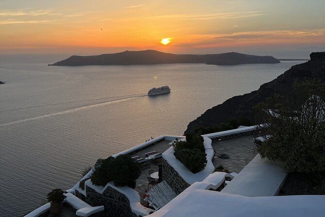 Santorini Private Tour - Price and value: what $138.18 buys you on Santorini time