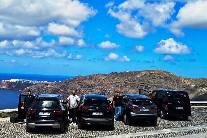Santorini Private Transfer between Airport or Port and Santorini - The Ride: Modern Fleet and Real-World Comfort on Santorini