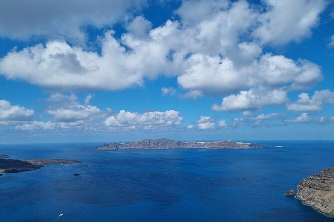 Santorini Private Transfer between Airport or Port and Santorini - Who This Transfer Fits Best (and Who Should Consider Alternatives)