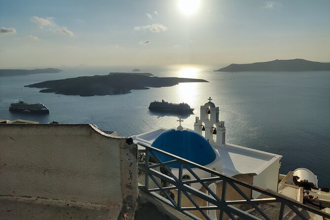 Santorini: Private Transfers From / To the Airport (JTR) - Inside the Car: AC, WiFi, Bottled Water
