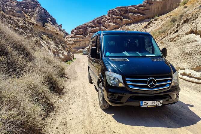 Santorini: Private Transfers From / To the Airport (JTR) - Early Flights, Tight Schedules, and Why This Setup Helps