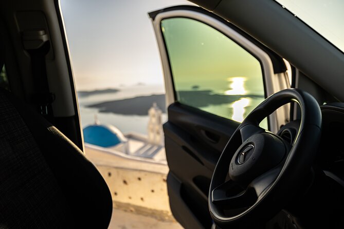 Santorini: Private Transfers To / From the Airport (JTR) - How Much Is This Really Worth? $24.30 Per Person