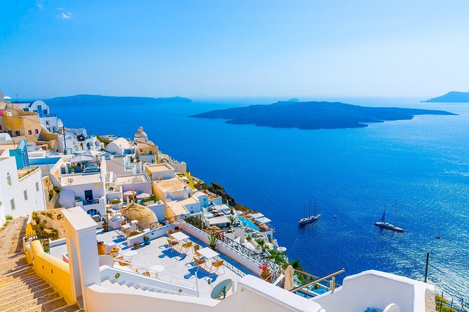 Santorini Private Transportation Services - Before You Book, the Details That Prevent Waiting