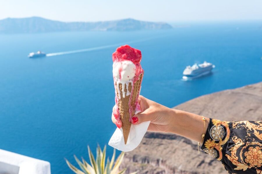 Santorini: Private Vistas Morning Hike inc. tastings - Approaching noon with seasonal organic tapas and volcanic-stone beer