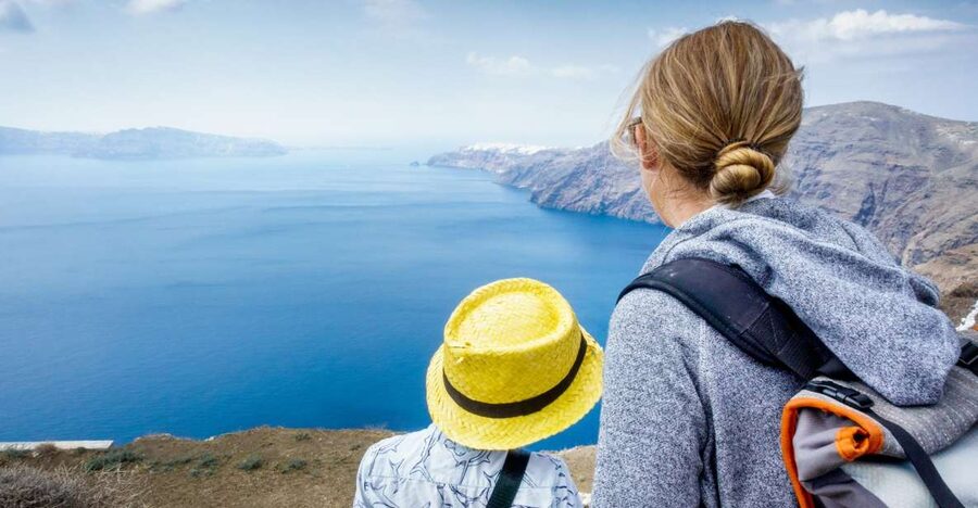 Santorini: Private Vistas Morning Hike inc. tastings - Kafeneion coffee culture, plus a homemade sweet