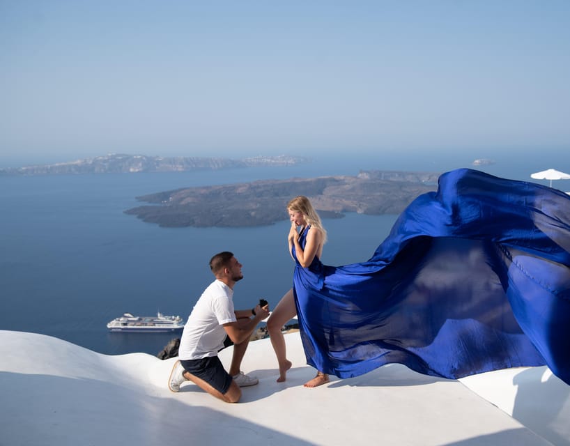 Santorini: Proposal Photoshoot l Private Entry to blue Dome - Why a Santorini proposal photoshoot works so well