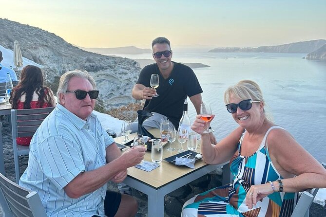 Santorini's History and Archaeology Tour All included - Akrotiri Archaeological Site, Minoan ruins that feel like a time capsule