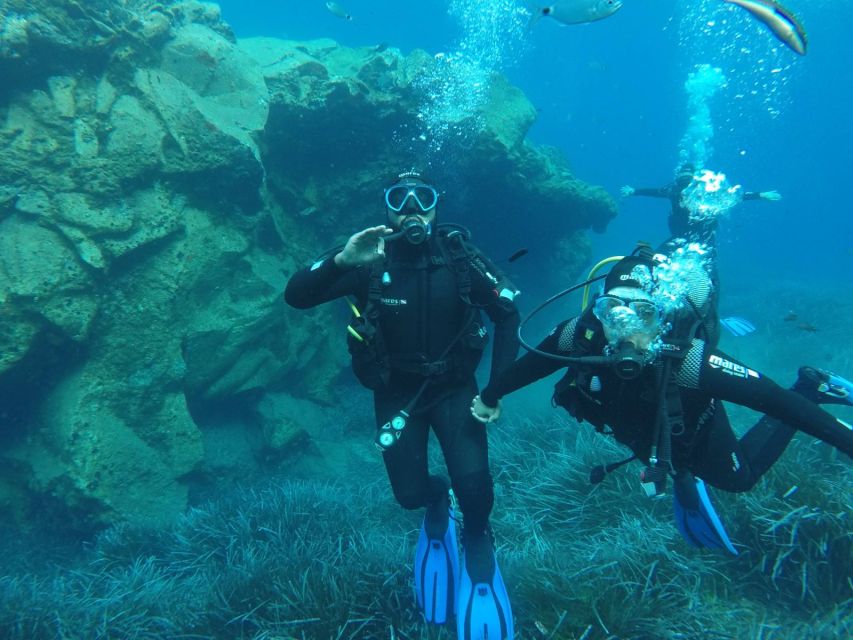 Santorini: Scuba Diving Experience in Caldera for Beginners - What Happens in the Briefing, and Why It Matters for First-Timers