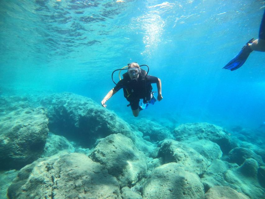 Santorini: Scuba Diving Experience in Caldera for Beginners - Who Should Book This, and Who Might Want a Different Plan