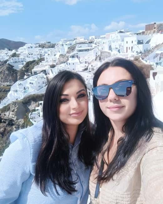 Santorini: Small Group Sightseeing Tour with a Local Guide - Who This Tour Suits Best (and Who Might Regret It)