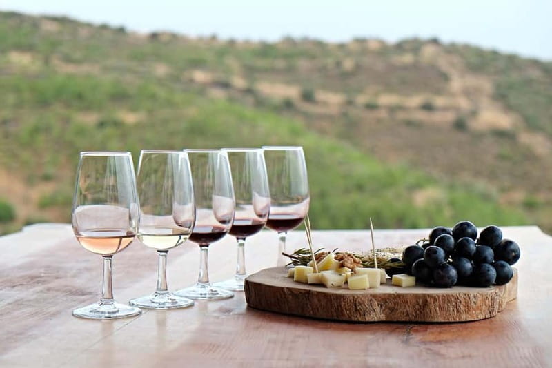 Santorini: Small Group Tour of 3 Local Wineries - How the 4-hour Santorini wine loop actually feels