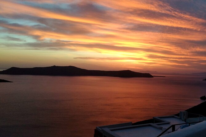 Santorini Summer Panorama - H2: Perivolos Beach for black sand time, with two hours to enjoy it