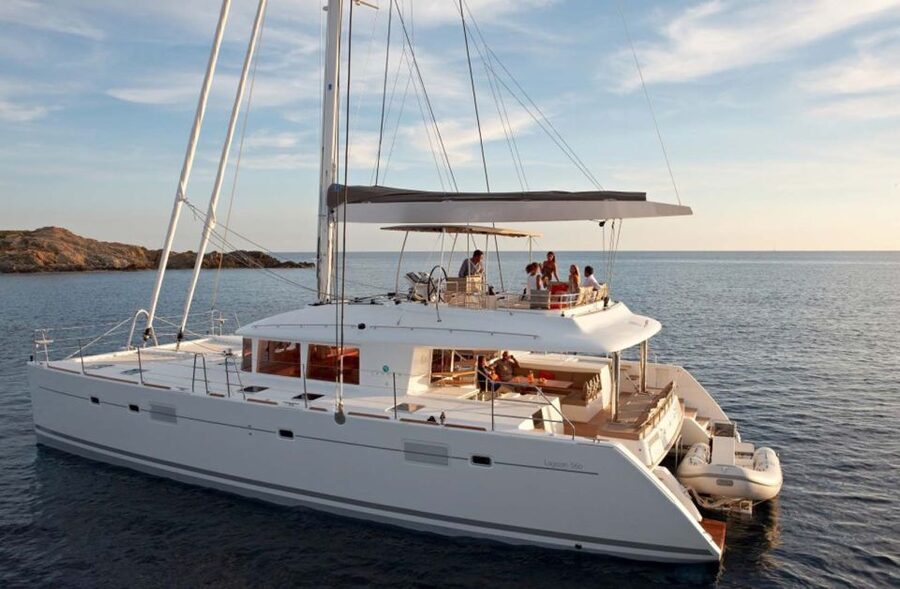 Santorini: Sunset Cruise with Greek Dinner and Transfer - FAQ