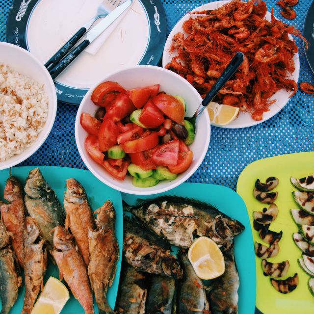 Santorini Sunset Fishing Trip with Dinner and Drinks - Quick Hits: What You’ll Really Remember