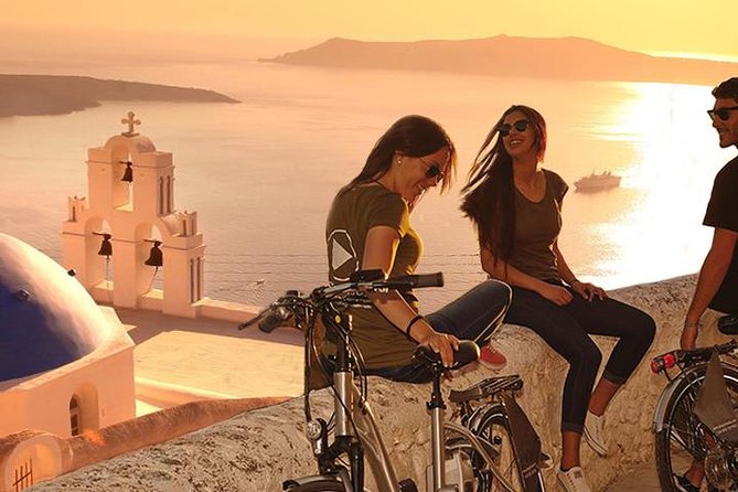 Santorini Tour on Electric Bikes & Scooters - Small group rhythm: how a cap of six changes the whole ride