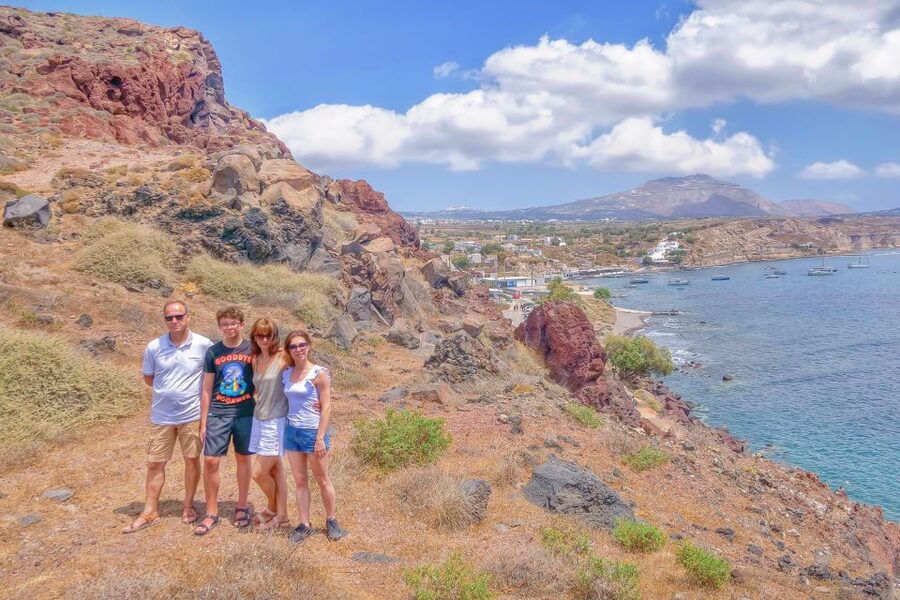 Santorini: Traditional Sightseeing Bus Tour with Oia Sunset - Why this Santorini bus day works so well