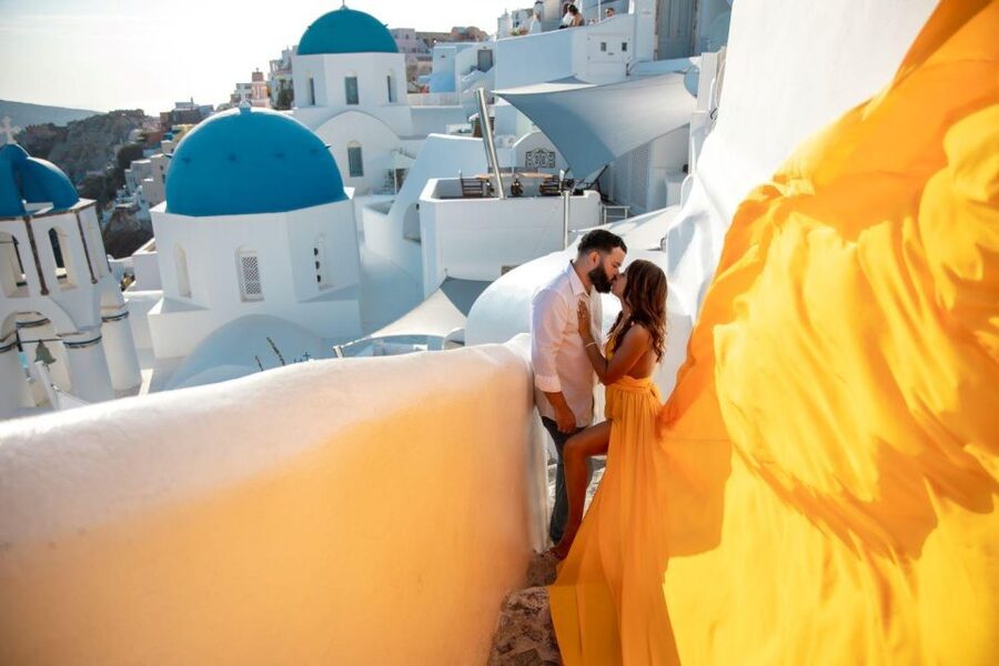 Santorini: Unique Flying Dress Photoshoot Experience - What happens during the shoot, step by step