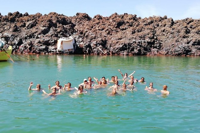 Santorini Volcanic Islands Cruise: Volcano,Hot Springs,Thirassia and Oia Sunset - Stop 1: Santorini Volcano Guided Tour (About 1.5 Hours)