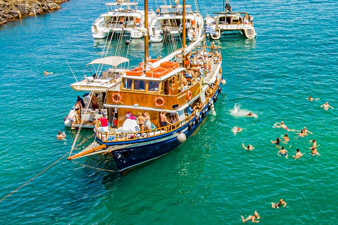 Santorini Volcano Cruise Including Hot Springs and Thirasia - Hotel Pickup at 9:45: When It Works and When You Should Plan for Plan B