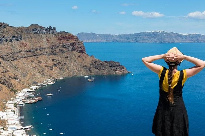 Santorini Volcano Cruise Including Hot Springs and Thirasia - On the Water: Guided Time in the Volcanic Crater