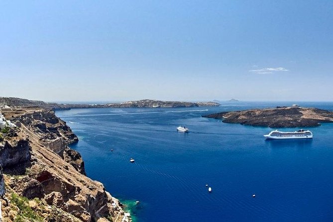Santorini Volcano Cruise Including Hot Springs and Thirasia - Crowds, Group Size, and What Comfort You Get on Board