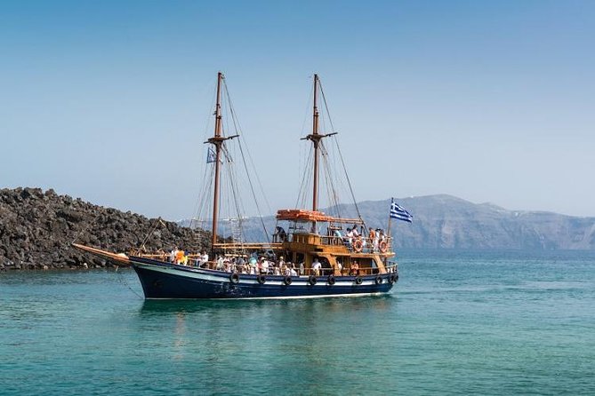 Santorini Volcano Tour - Nea Kameni Stop: The Ridge Walk and the Volcano Reality Check