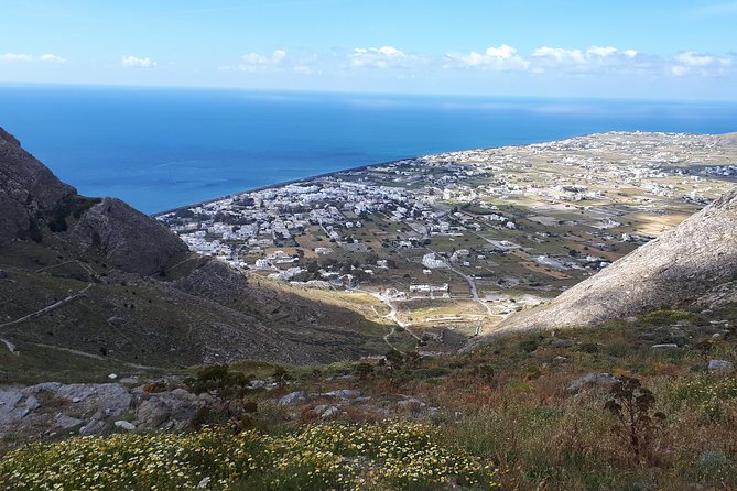 Shared Departure Transfers to Airport or Port Santorini - What happens during the shared ride