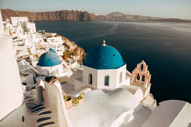 Shore Excursion for Cruise Passengers 4 Hours Private Tour - Stop 2: Oia for about an hour, small village vibe in real time