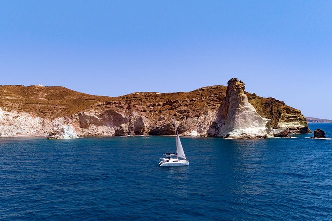 Sunset Cruise with BBQ and Drinks - BBQ dinner and drinks: why food on a sunset cruise is a big deal