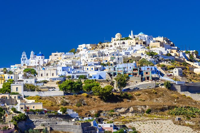 Sunset In Oia & Traditional Villages Bus Tour - The escort matters, especially when guides like Tanya lead the day