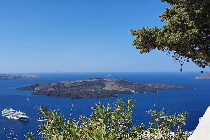 SUV Santorini Highlights Private Tour - Pyrgos hilltop views: monastery area and 360 photo range