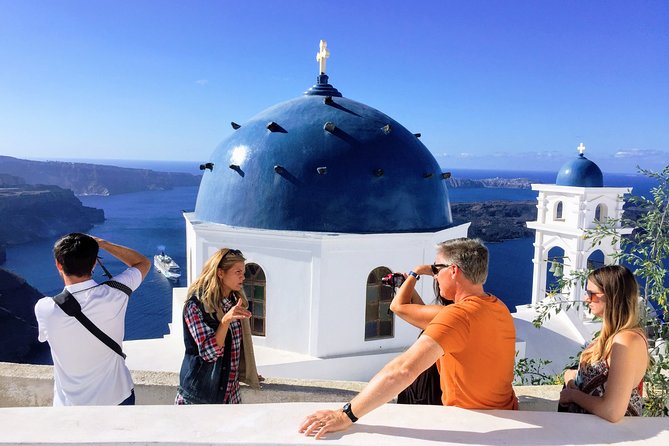 Top Santorini Attractions: 5-Hour Custom Private Tour with Local - How the guide shapes your day, including walking limits