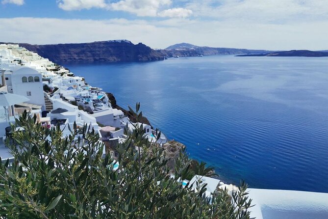Traditional Villages & Ancient Akrotiri Private Tour - Megalochori: a traditional village with room to wander