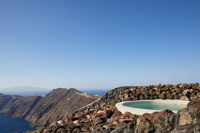 Volcanic Hot-Tub with Caldera View for Ultra-Romantic Couples - Key highlights you’ll actually care about