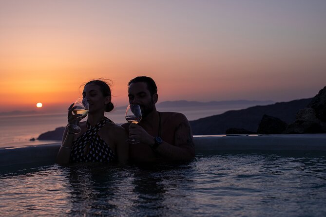 Volcanic Hot-Tub with Caldera View for Ultra-Romantic Couples - After the hot tub: pool bar and infinity pool lounge time
