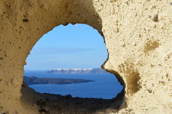 Εxplore The Beaches Of Santorini - Key Highlights Worth Your Attention
